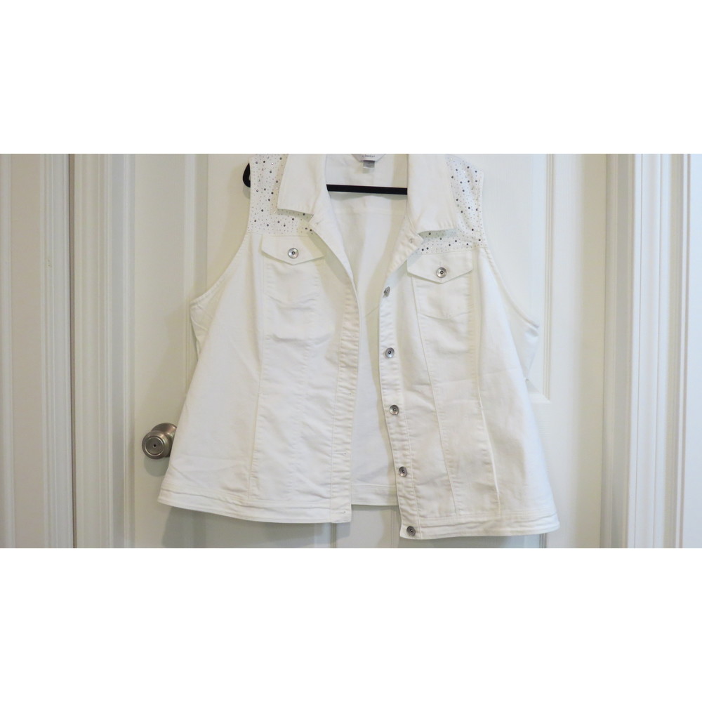CJ Banks White Vest